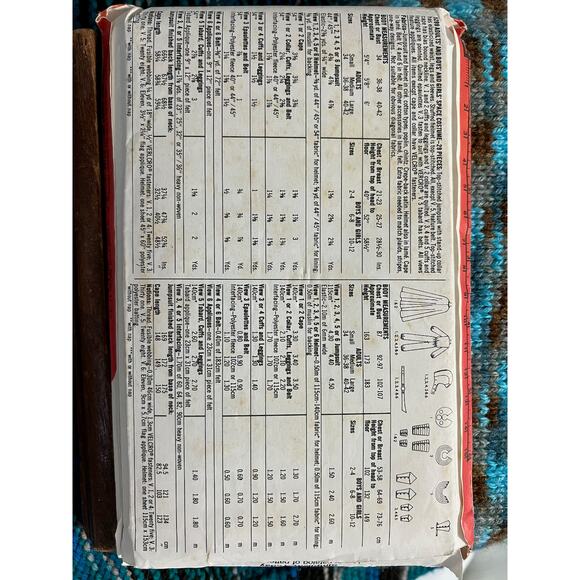 Simplicity sewing pattern 5299 kids jumpsuit space costume - Picture 3 of 5